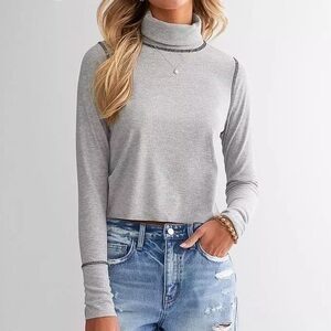 2/$25 Gilded Intent Heather Gray Ribbed Cropped Turtleneck Long Sleeve Shirt S